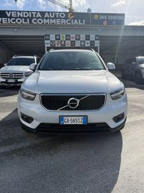 Volvo XC40 D3 AWD Momentum Core