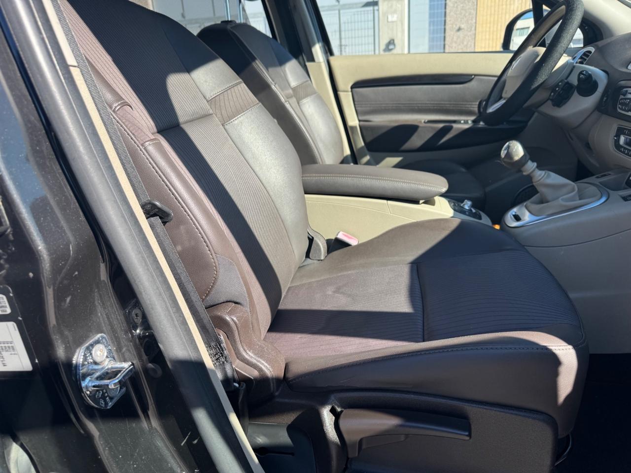 Renault Scénic X-Mod 1.5 dCi Luxe 132000 km