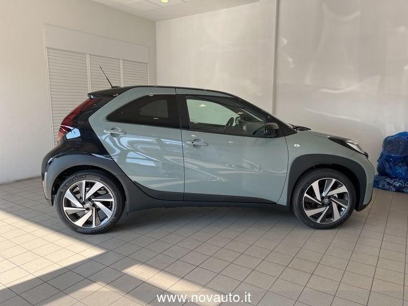 Toyota Aygo X Aygo X 1.0 VVT-i 72 CV 5 porte Lounge