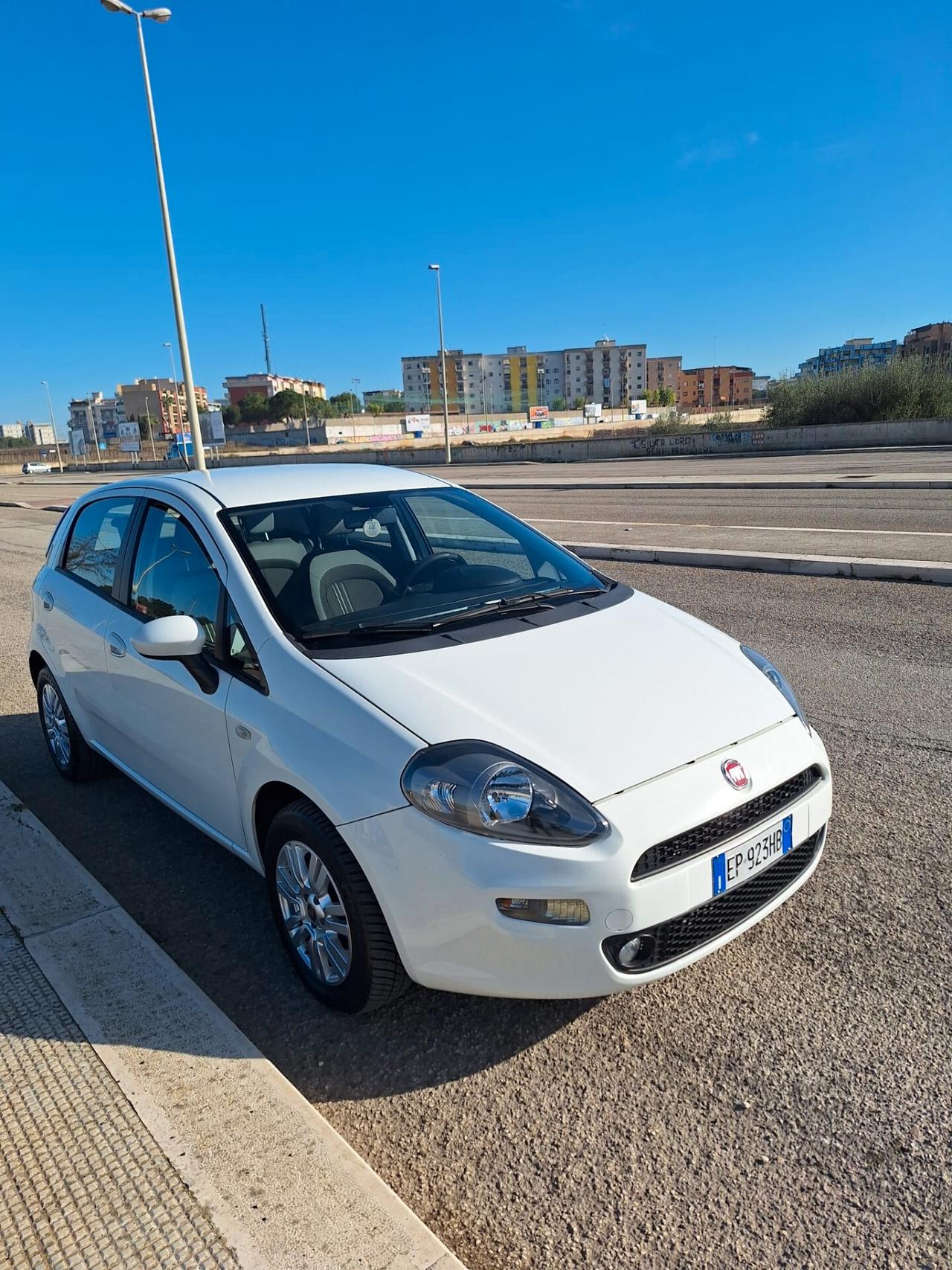 Fiat Punto 1.4 8V 5 porte Easypower Easy - 2013