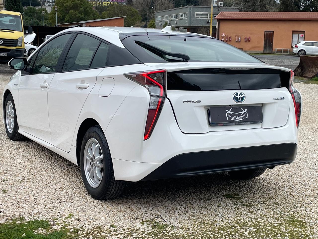 Toyota Prius 1.8h Active