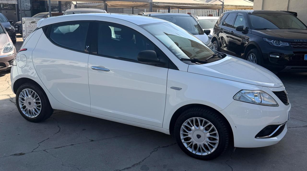 Lancia Ypsilon 1.3 MJT 16V 95 CV 5 porte S&S Gold