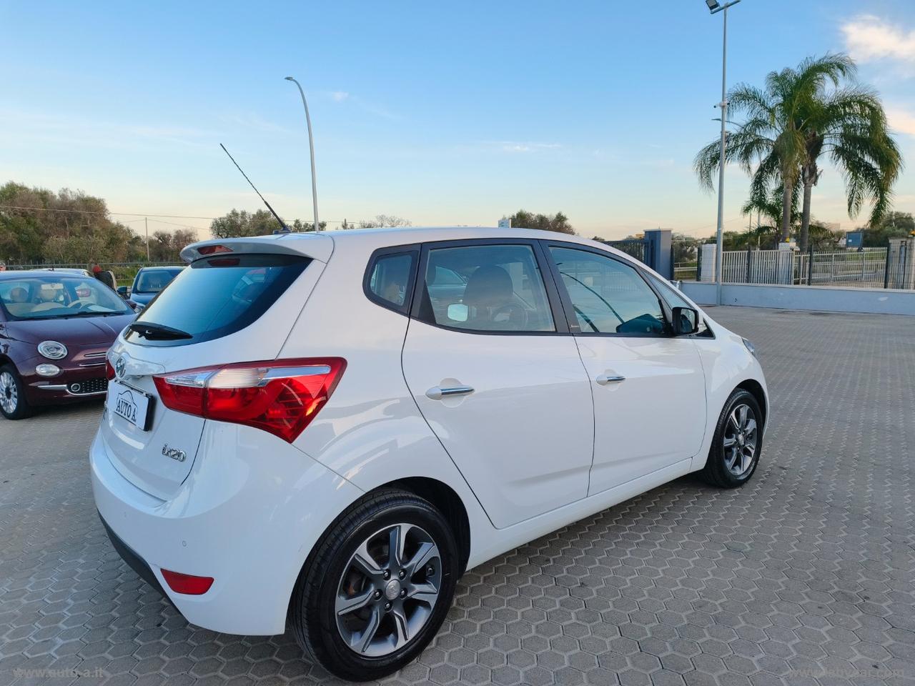 HYUNDAI ix20 1.4 CRDI 90 CV XPossible