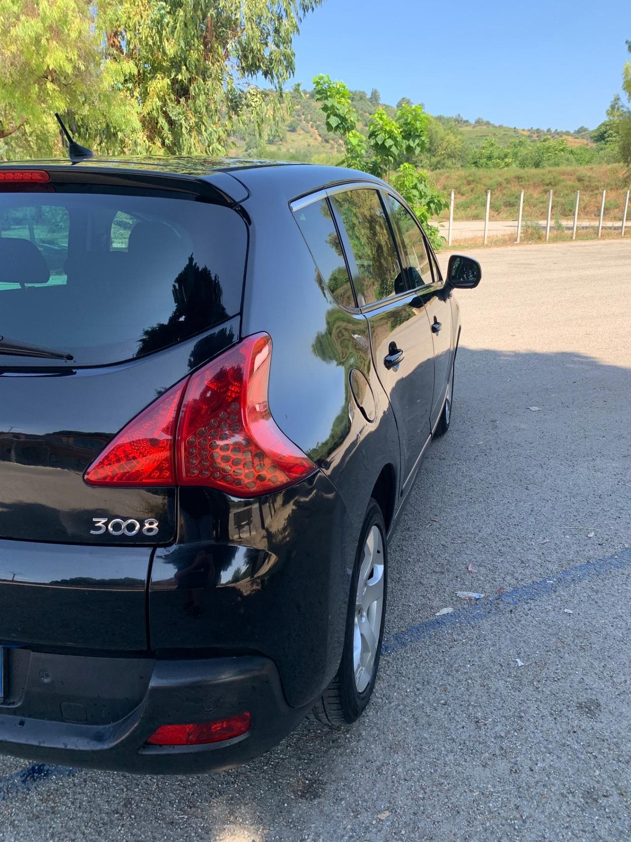 Peugeot 3008 1.6 HDi 112CV Business