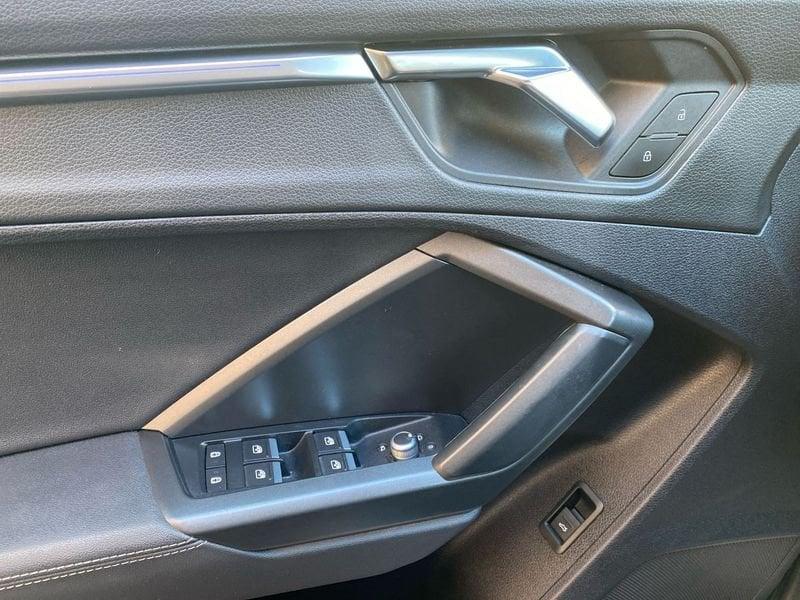 Audi Q3 Sportback 35 2.0 tdi S line edition s-tronic