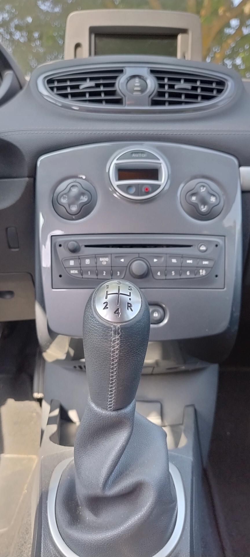 Renault Clio 1.5 dCi 90CV SporTour Live!