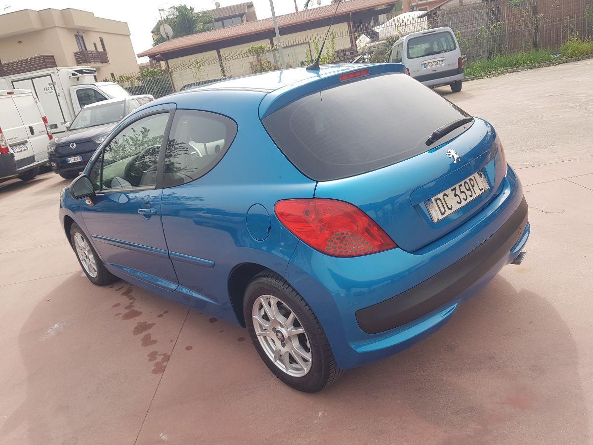 PEUGEOT - 207 - HDi 90CV 3p. XS