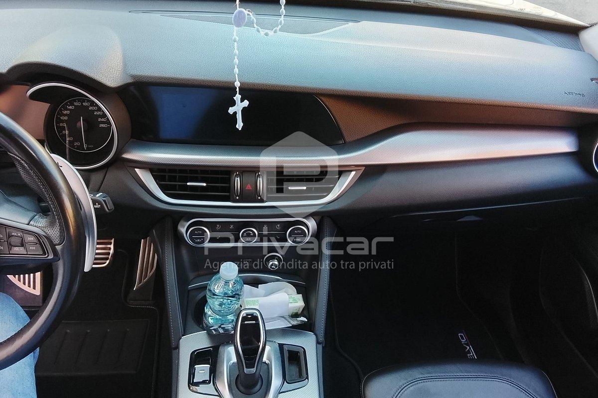 ALFA ROMEO Stelvio 2.2 Turbodiesel 210 CV AT8 Q4 Veloce