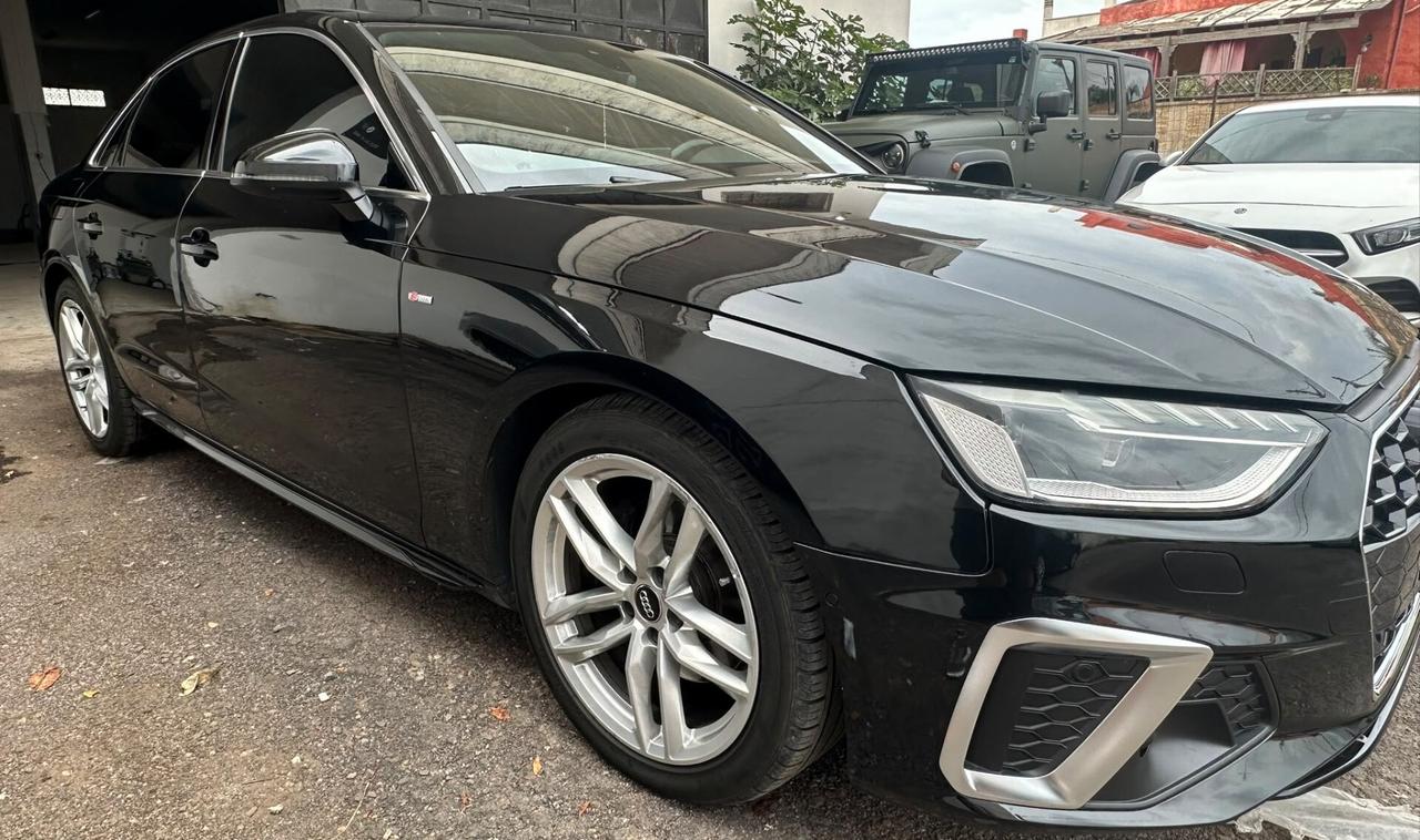 Audi A4 35 TDI/163 CV S tronic line edition