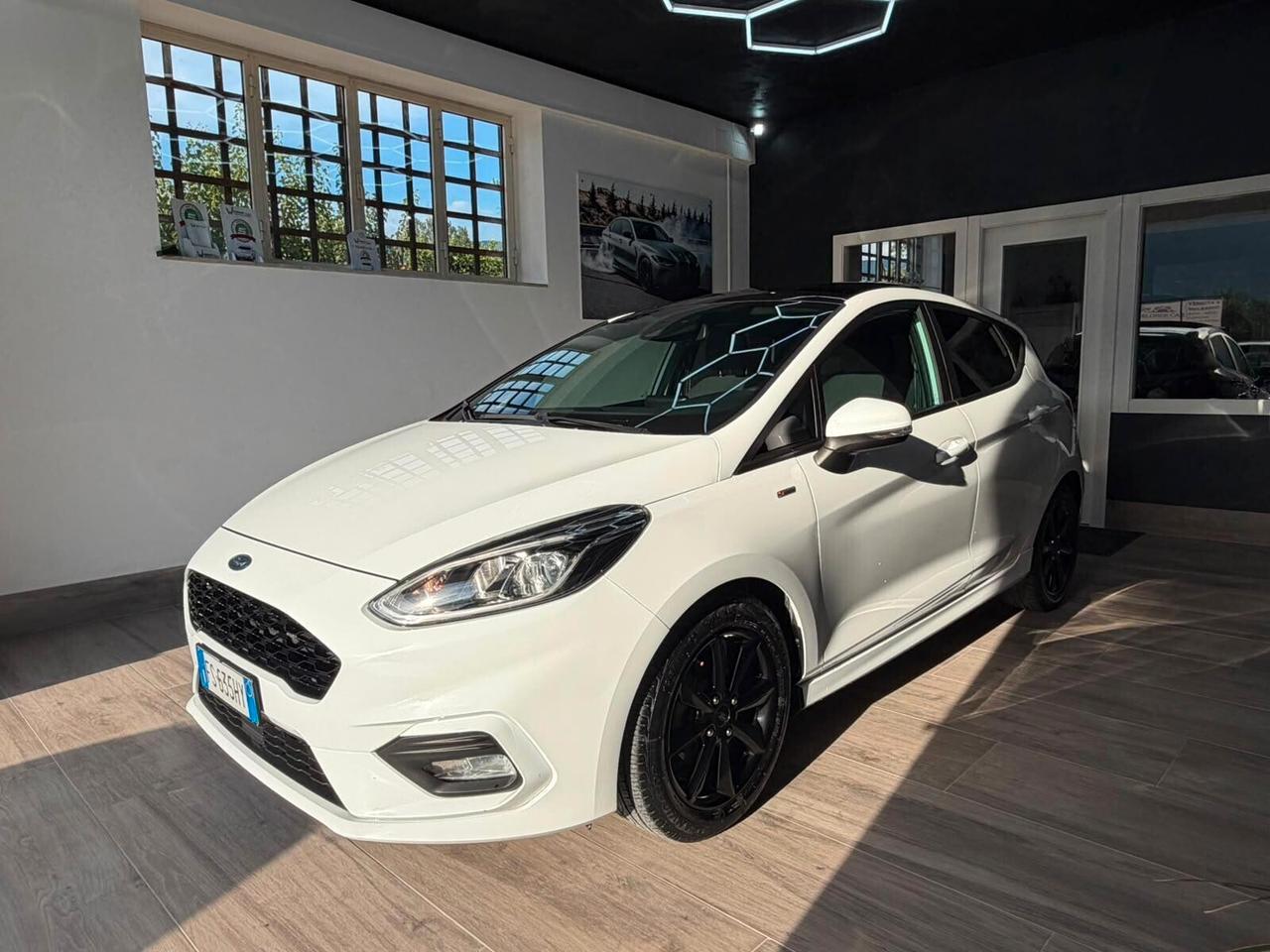 Ford Fiesta 1.1 85 CV 5 porte ST-Line TETTO UNICOPROPRIETARIO