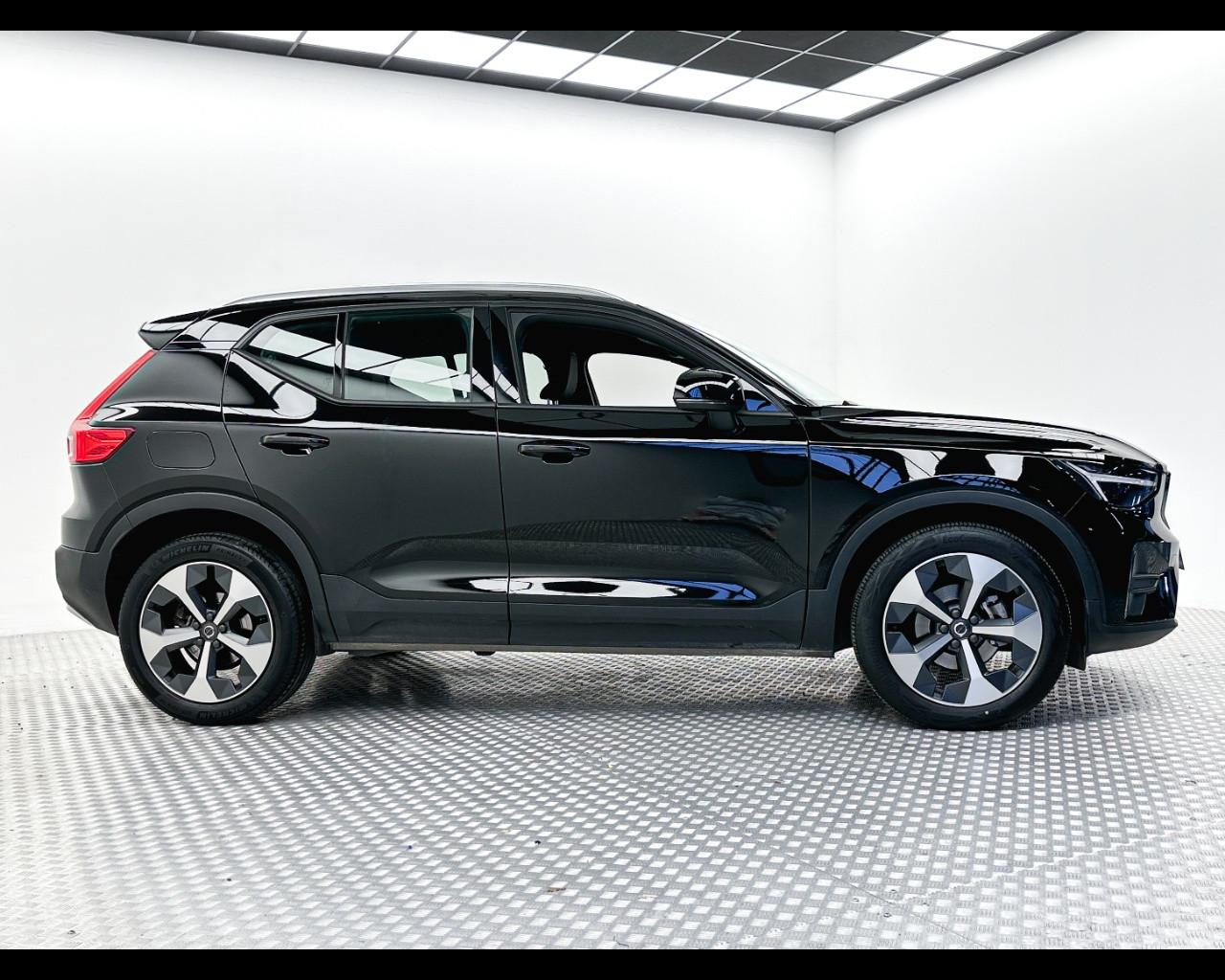 VOLVO XC40 T2 Core