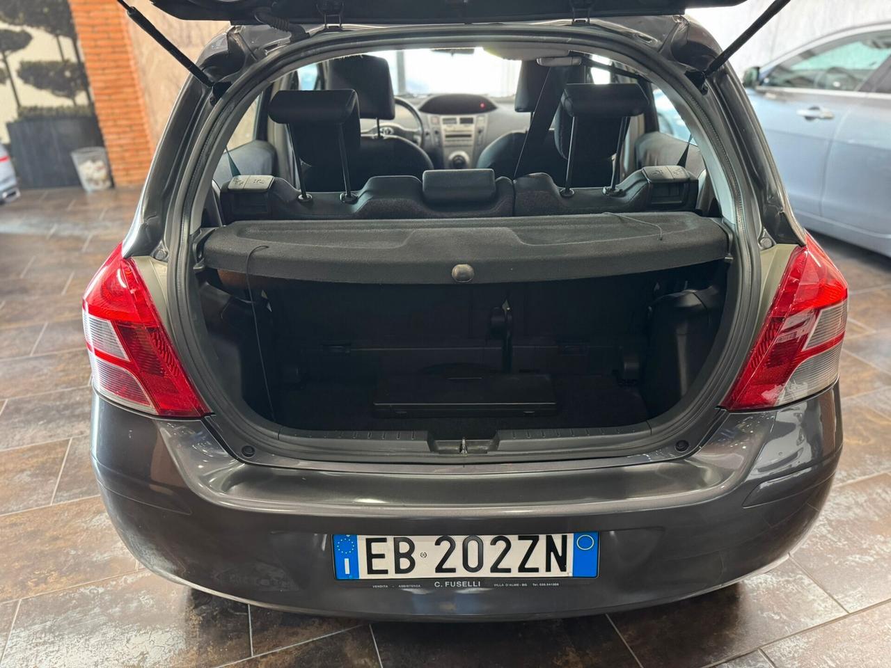 Toyota Yaris 1.0 5 porte Now Eco