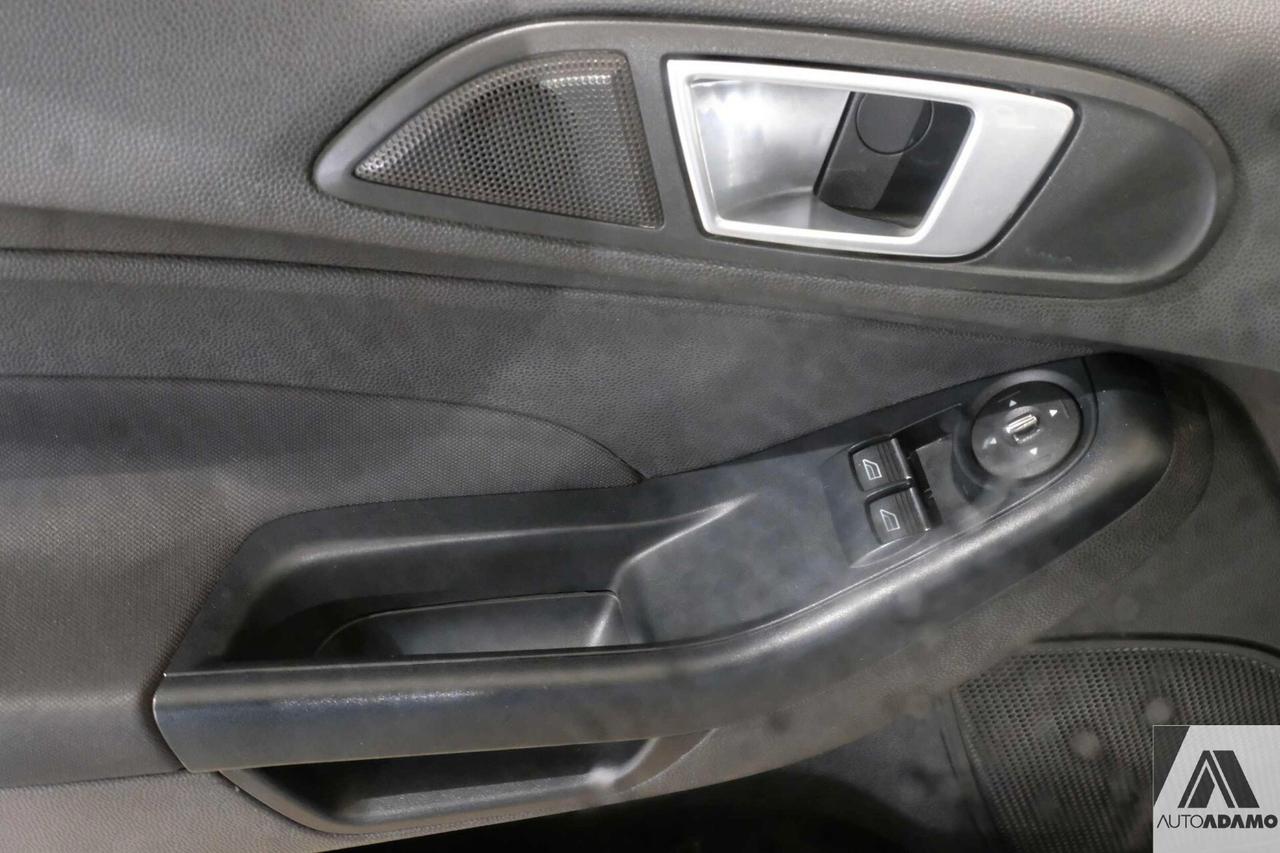 Ford Fiesta 1.5 TDCi 75CV 5 porte Business