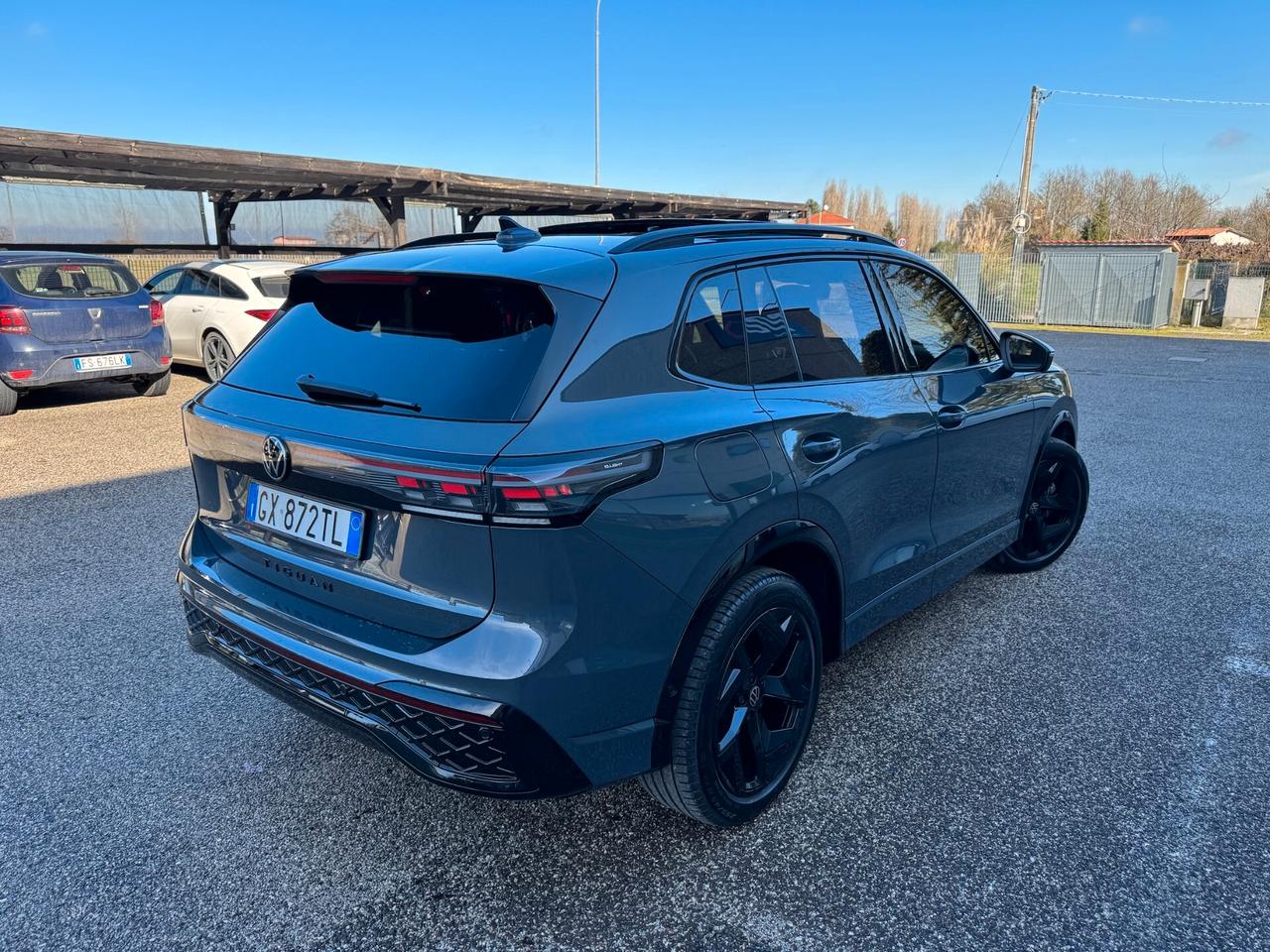 Volkswagen Tiguan 2.0 tdi R-Line Plus 150cv dsg IVA ESPOSTA