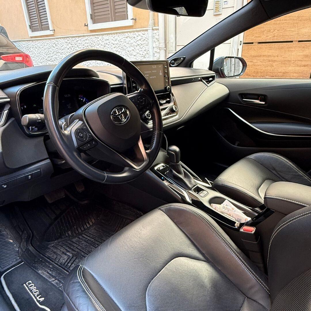 Toyota Corolla 2.0 Hybrid Lounge