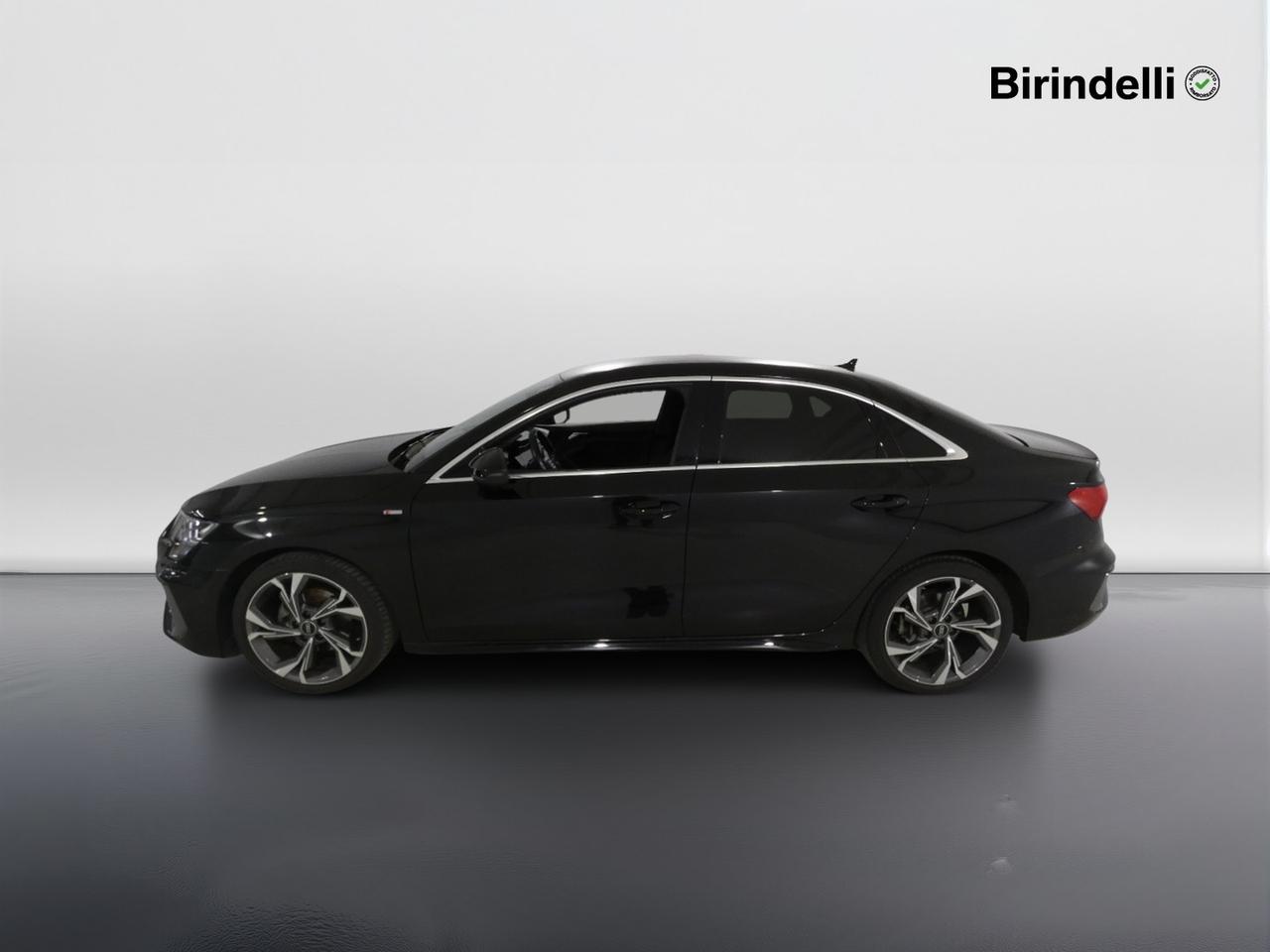 AUDI A3 4ª serie - A3 Sedan 35 TDI S tronic S line edition