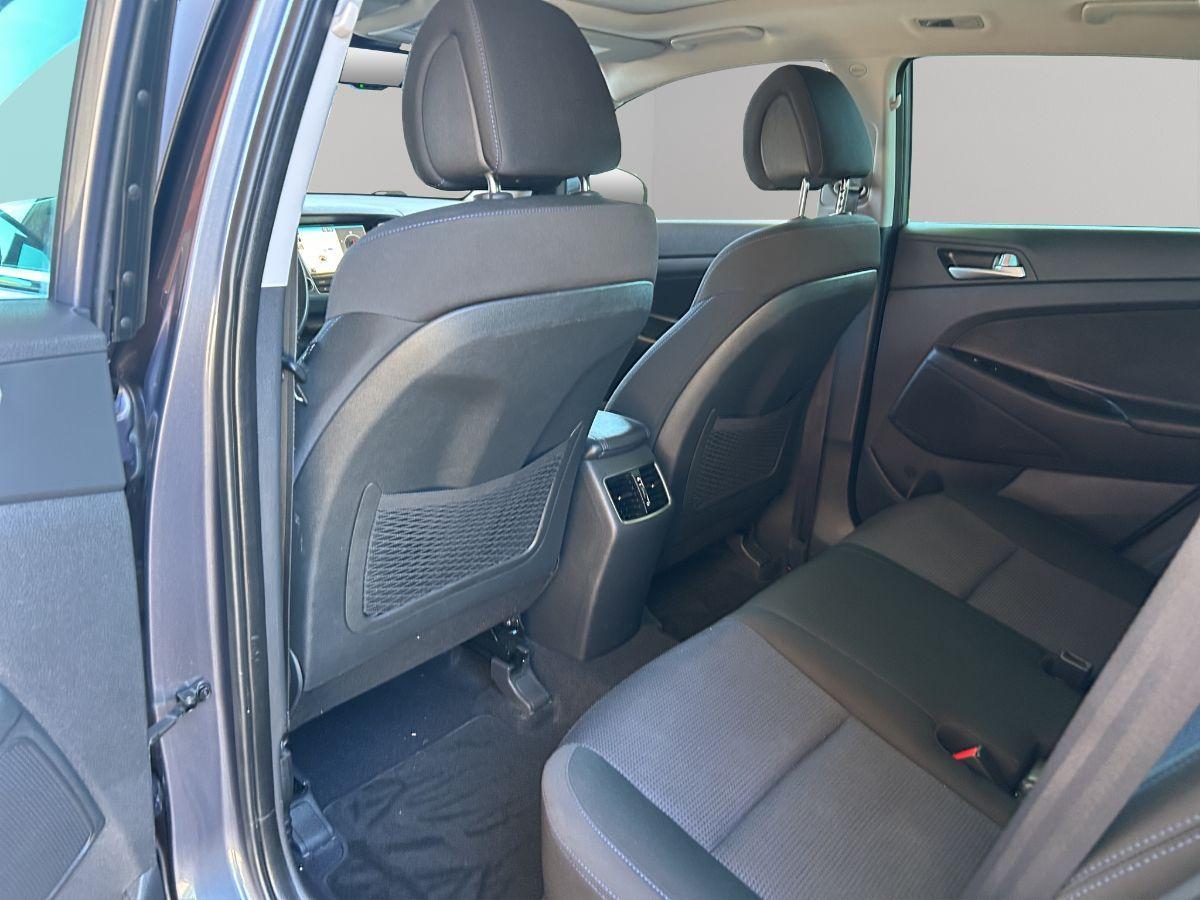 HYUNDAI - Tucson - 1.7 CRDi 115CV XPossible TETTO APRIBILE TELECAMERA