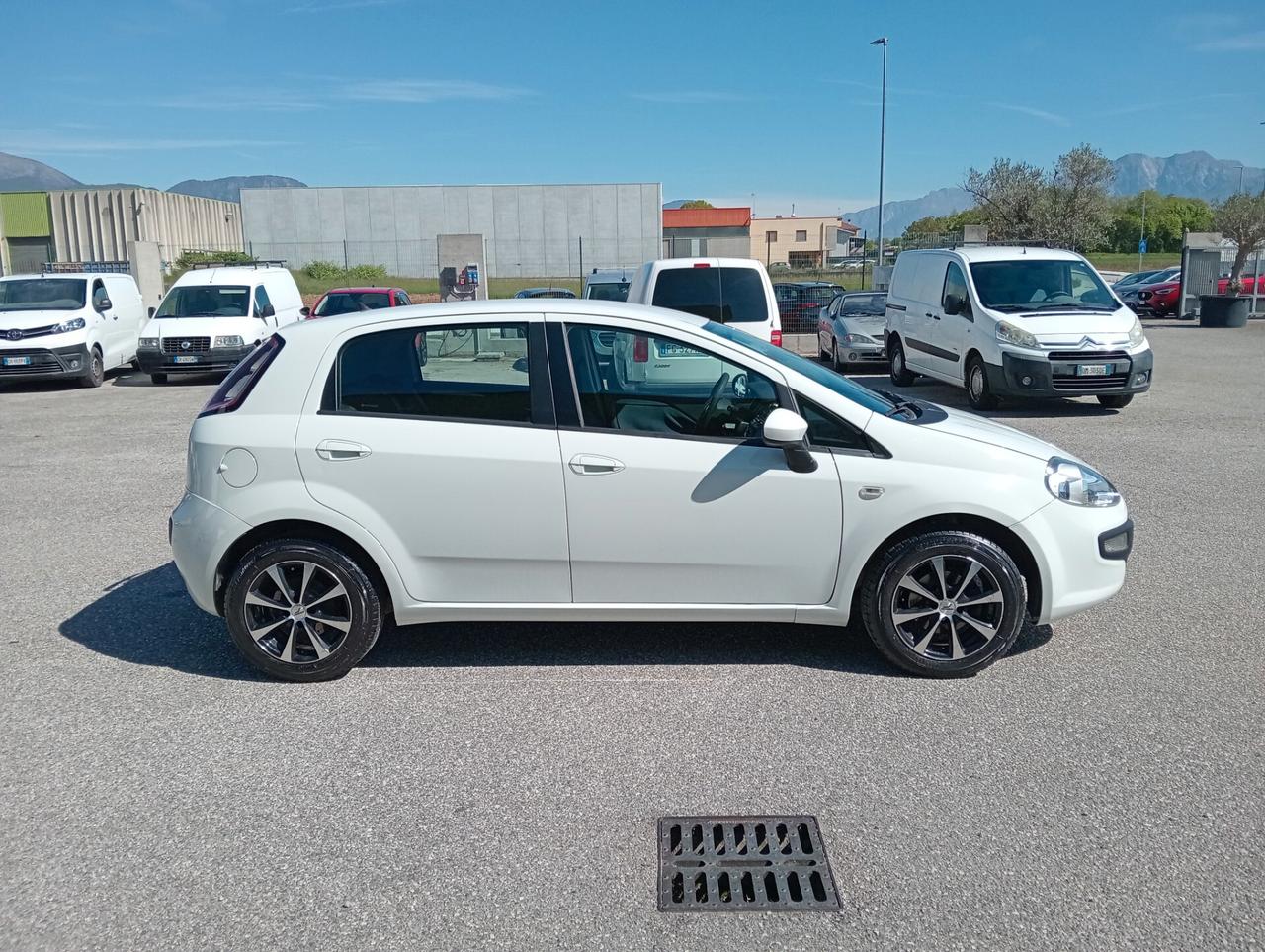 Fiat Punto Evo 1.4 5 porte Dynamic GPL