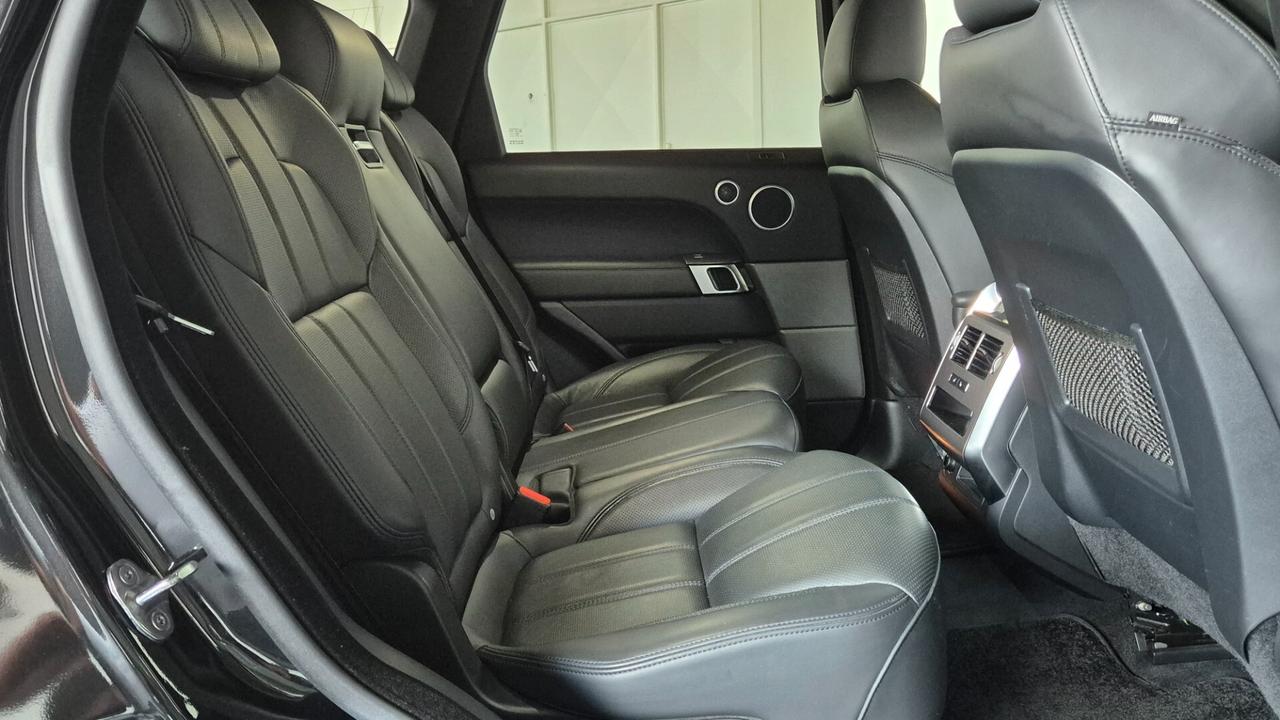 Land Rover Range Rover Sport 3.0 TDV6 HSE Dynamic