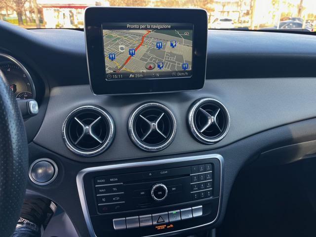 MERCEDES-BENZ CLA 180 d Automatic Sport