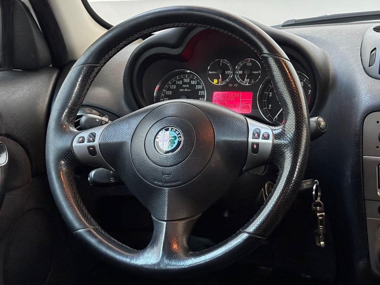 Alfa Romeo 147 1.6 16V TS 5 porte Distinctive
