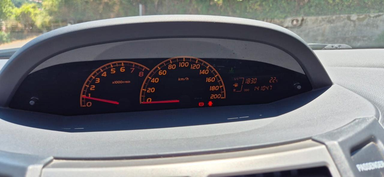 Toyota Yaris 1.0 5 porte Sol-2011-E5 -Ok neopatentati