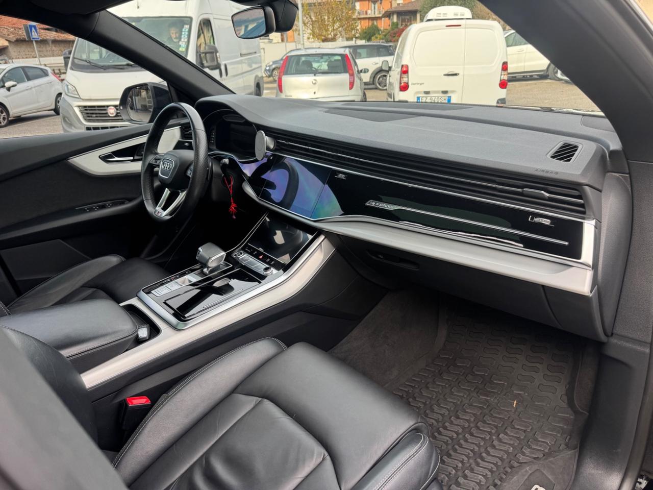 Audi Q8 50 TDI 286 CV quattro tiptronic Sport