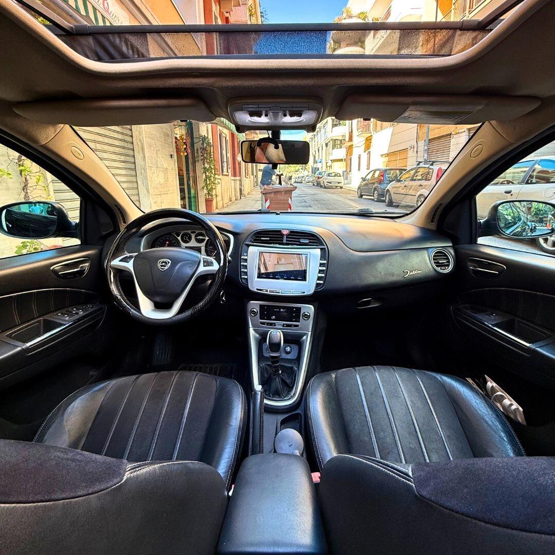 Lancia Delta 1.6 MJT DPF Platino