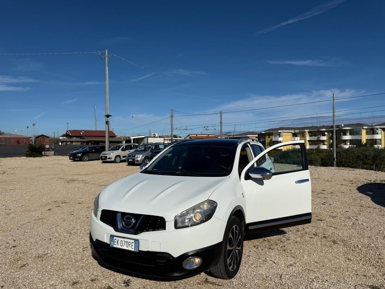 Nissan Qashqai 1.5 DIESEL MOTORE 15.000 km PERMUTE