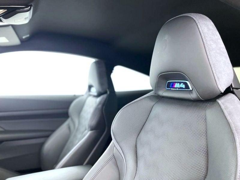 BMW M4 Coupé M4 Competition xDrive auto