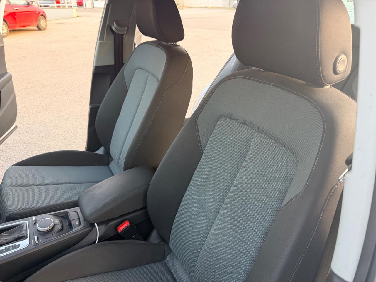 Audi Q2 30 TDI Business Design