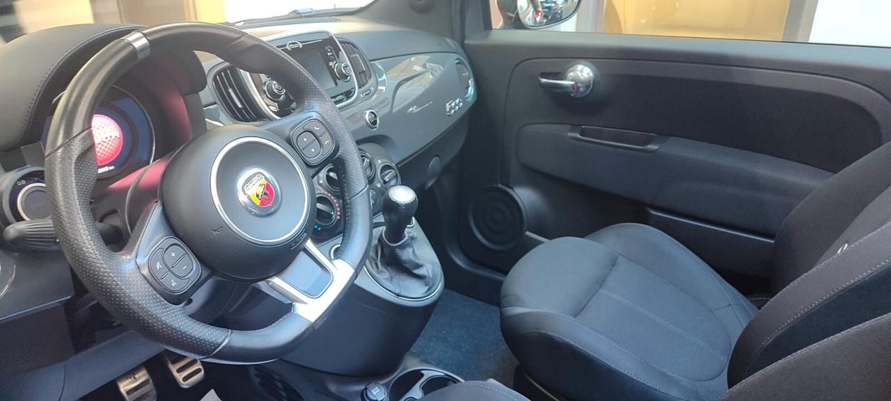 Abarth 595 C 1.4 Turbo T-Jet 145 CV