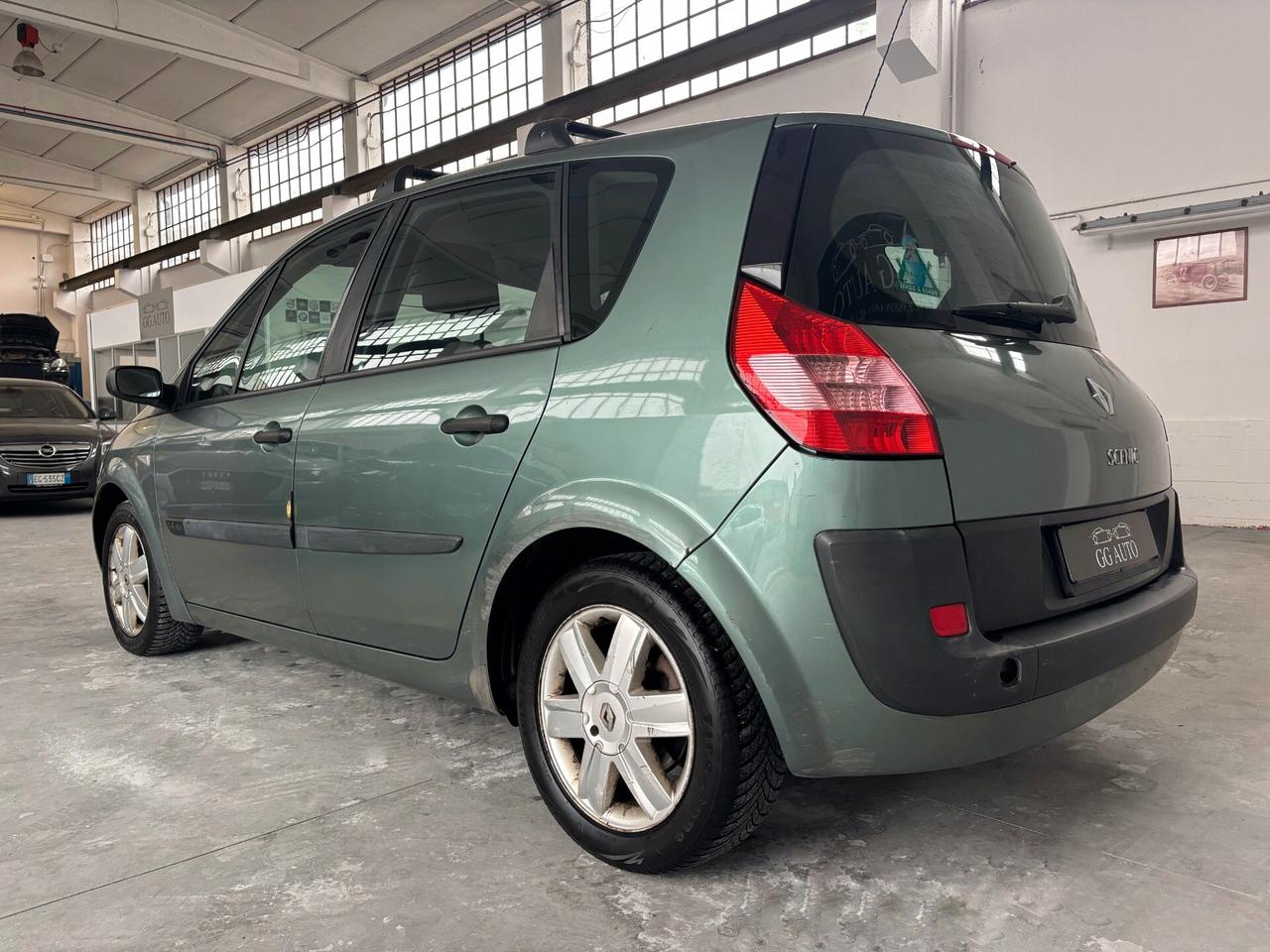 Renault Scenic Scénic 1.4 GPL 16V 98CV Dynamique