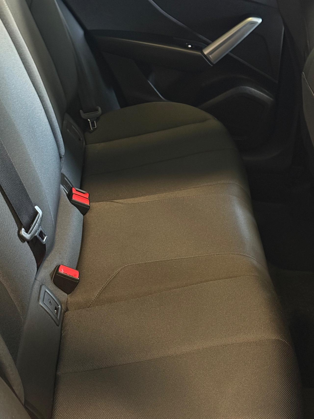 Audi Q2 35 TDI quattro S tronic line Edition