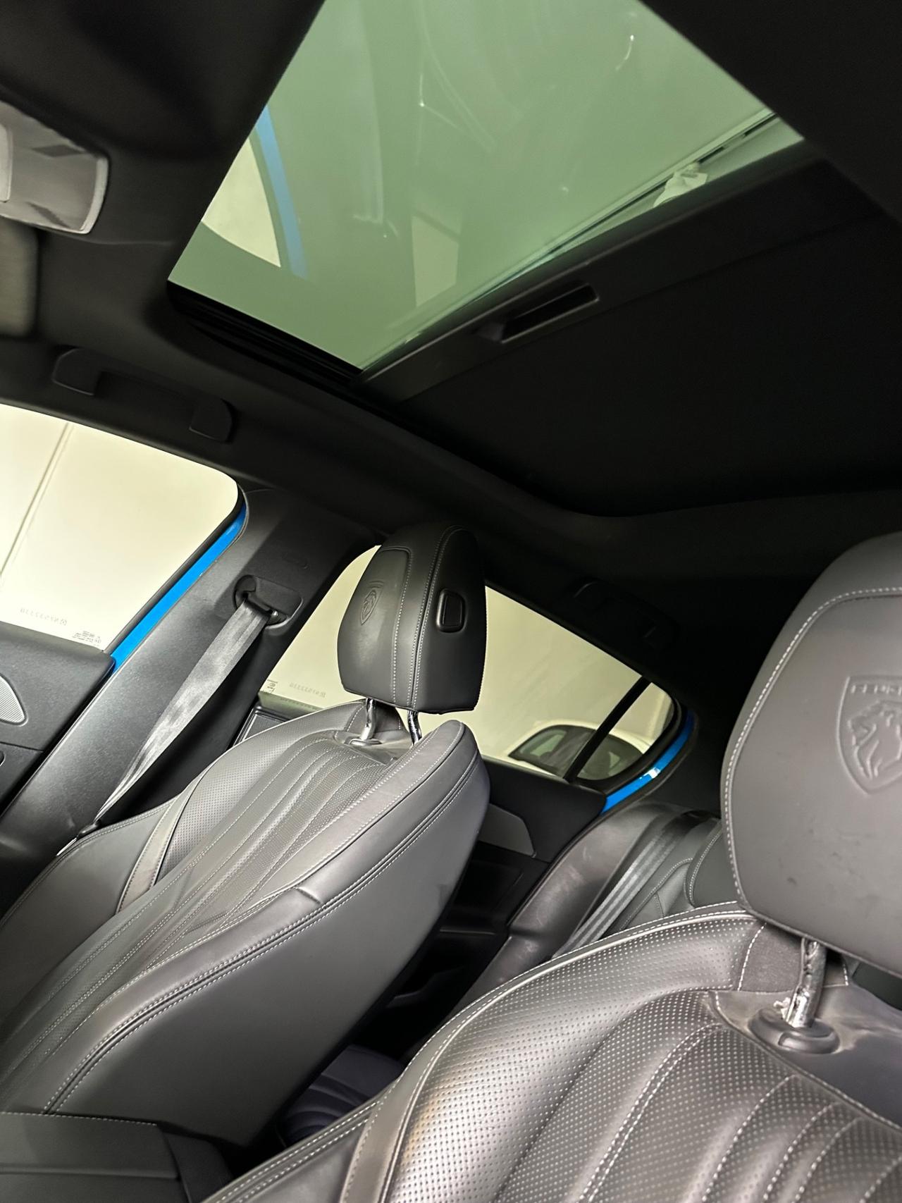 Peugeot 308 BlueHDi 130 S&S EAT8 GT