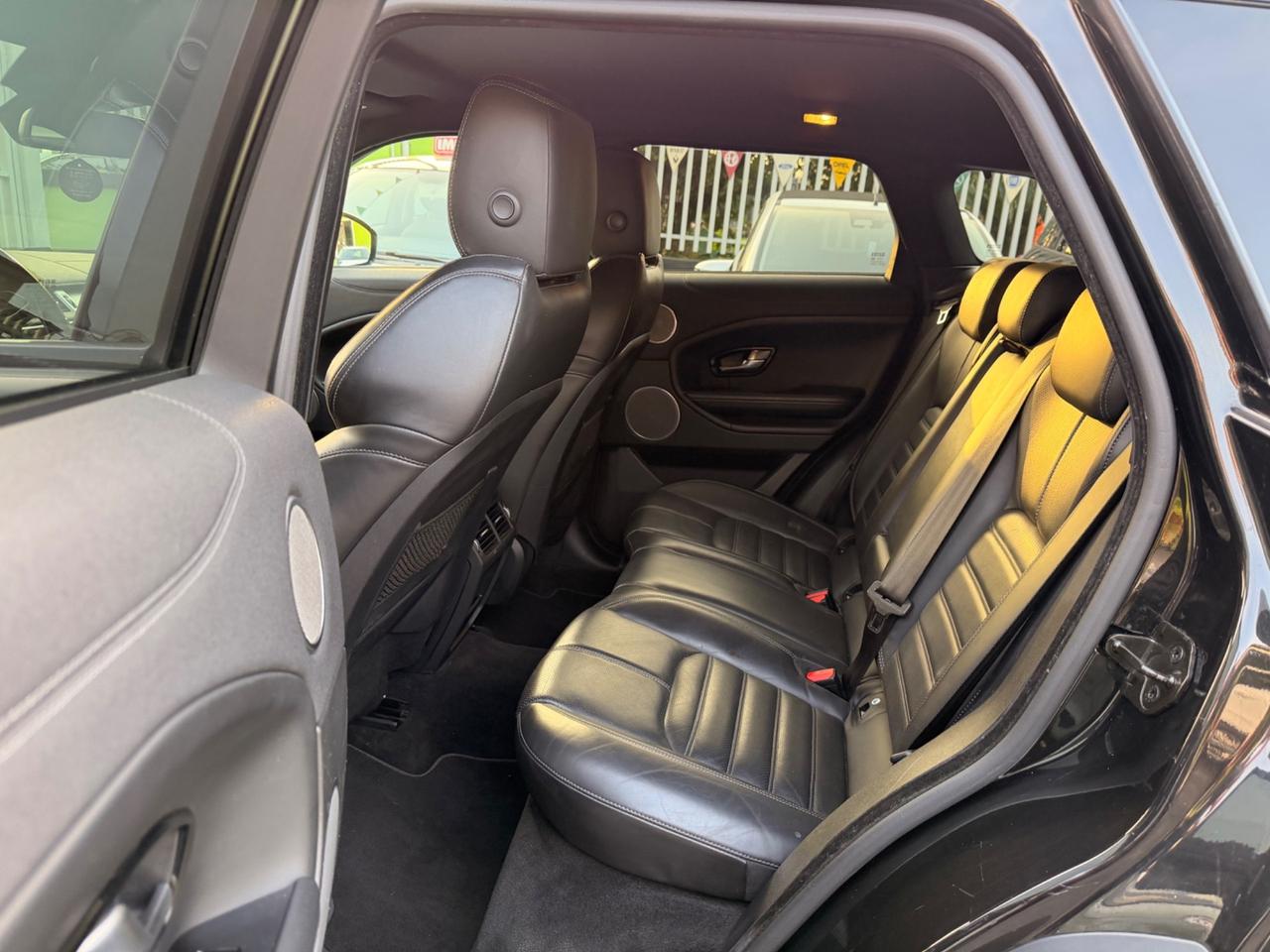 Land Rover Range Evoque 2.0 TD4 180 CV 5p. SE Dynamic