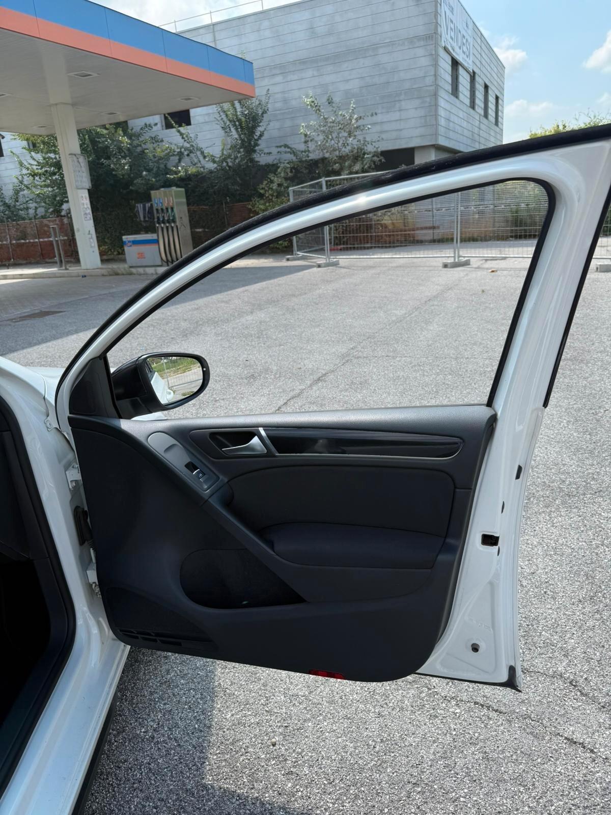 Volkswagen Golf GTI 2.0 TSI DSG 5p.