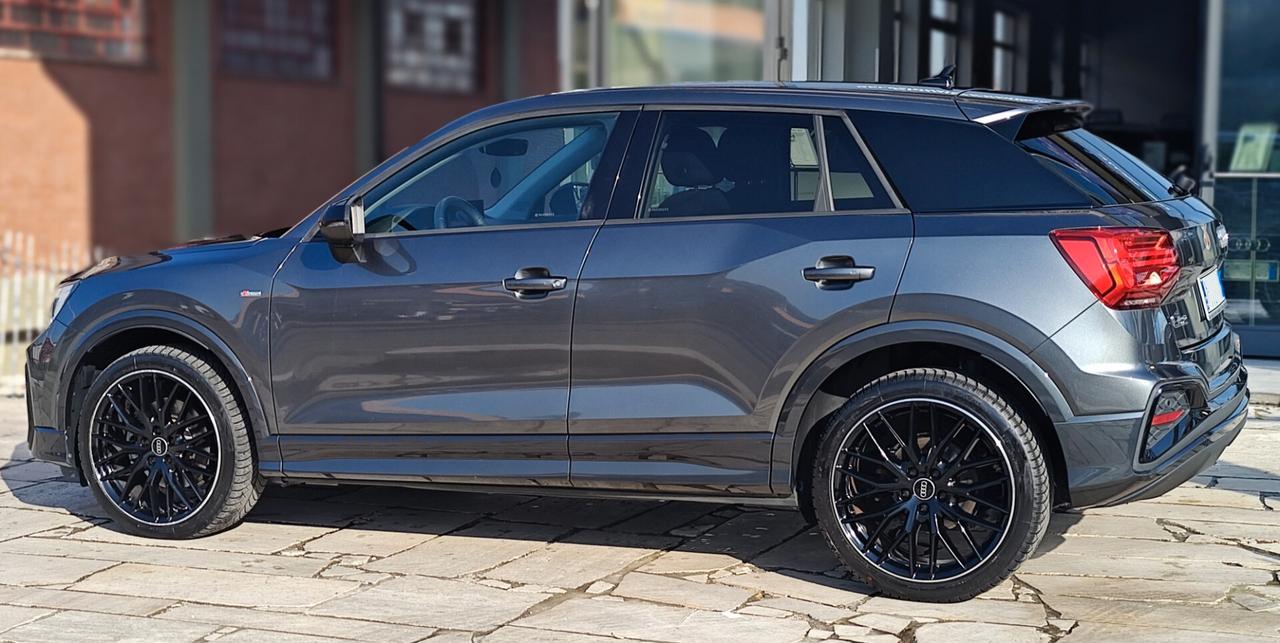 AUDI Q2 35 2.0 tdi 150 CV IDENTITY BLACK QUATTRO S-TRONIC S-LINE