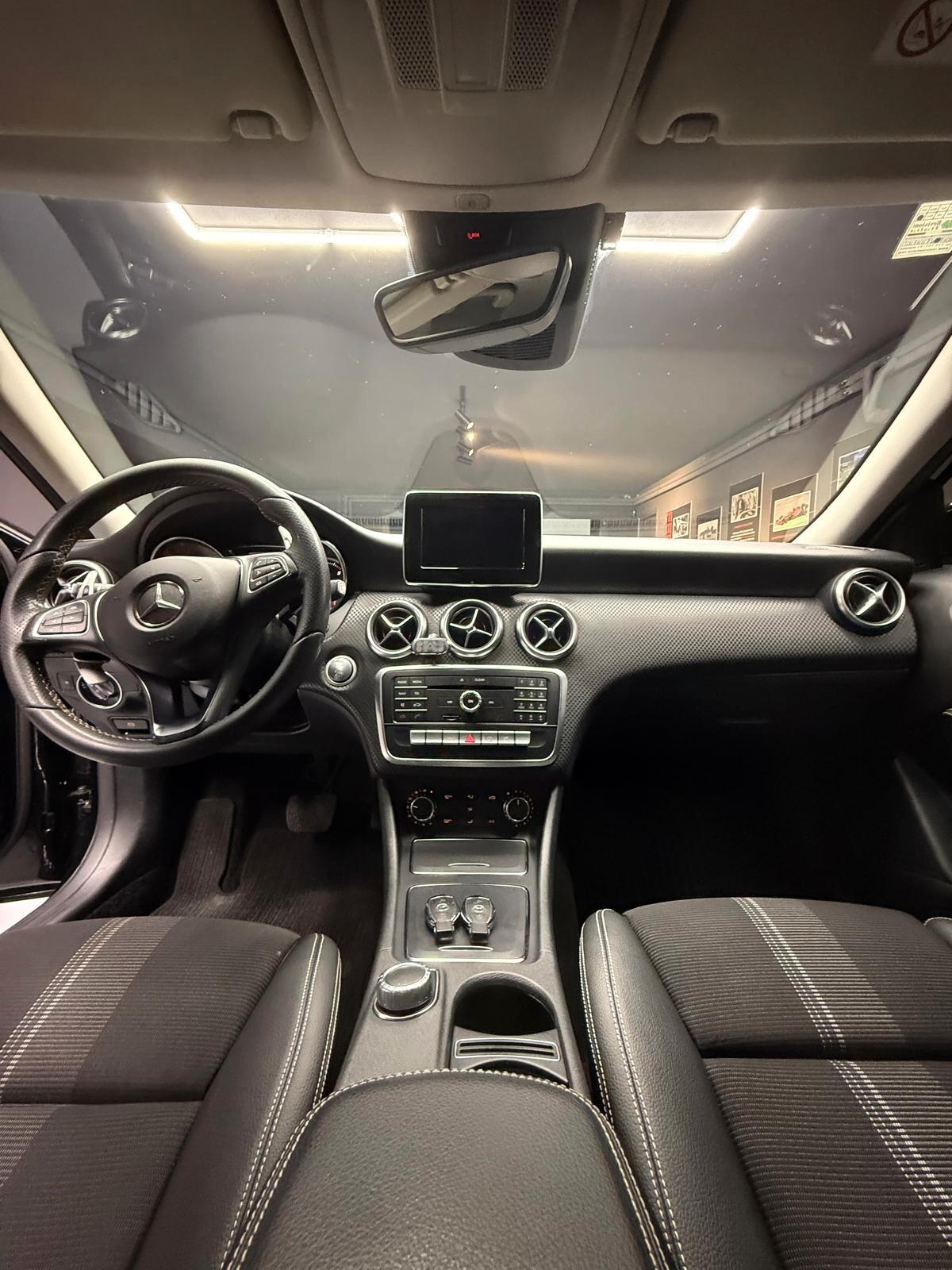 Mercedes-benz A 180 d Automatic Sport