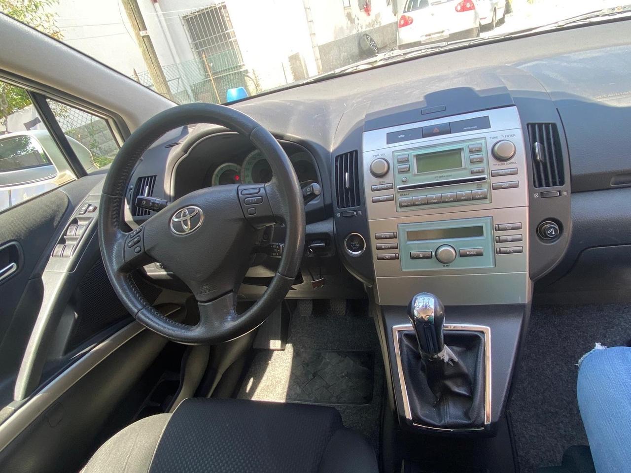 Toyota Corolla Verso 2.0 16V D-4D Sol 7 posti