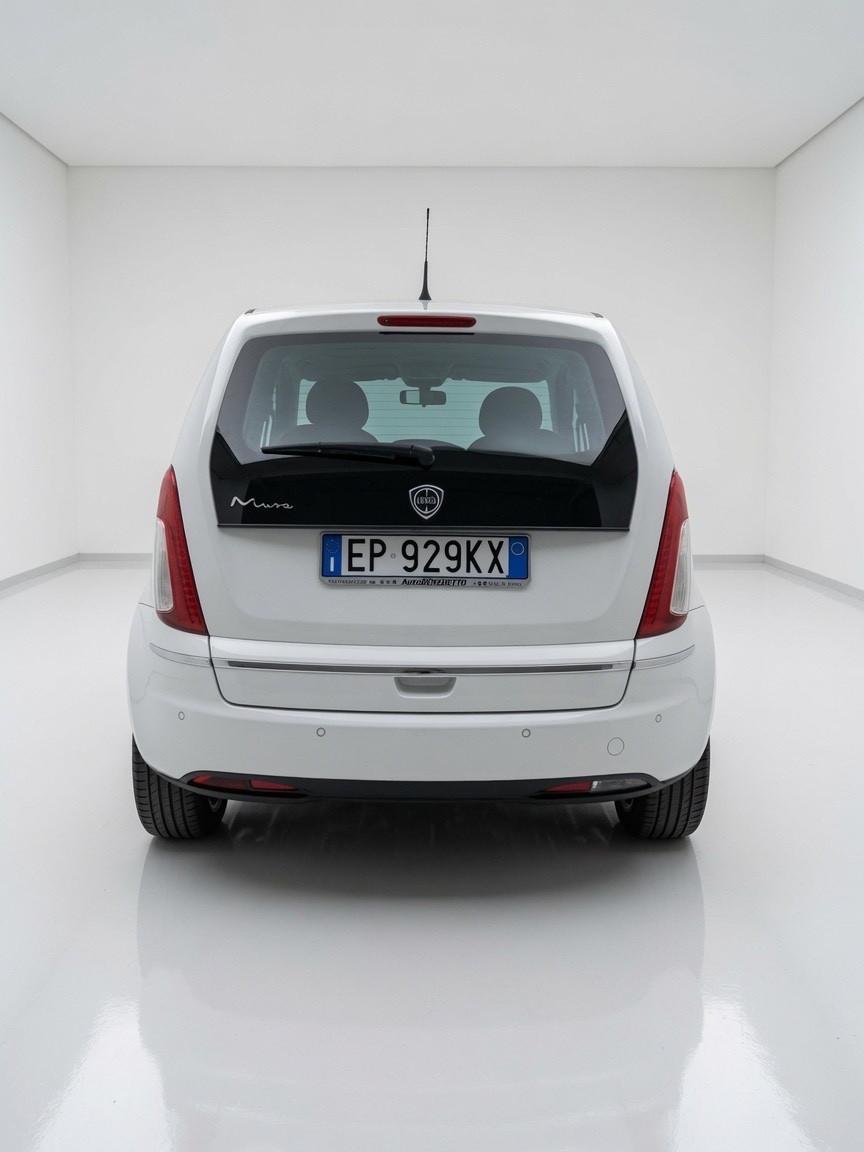 Lancia MUSA 1.3 Mjt 95 CV Gold 2012