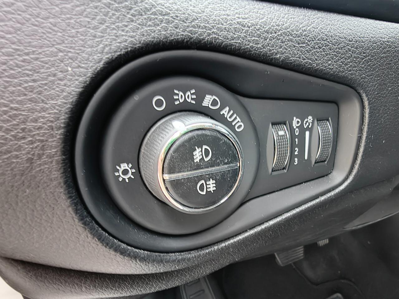 JEEP RENEGADE 1.6 MJT 120 CV NIGHT EAGLE