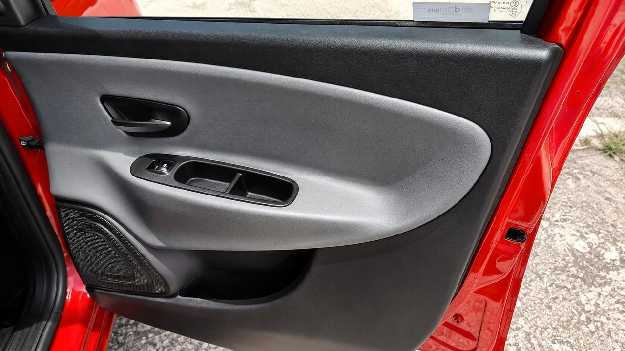 LANCIA Y 1.2 Benzina leggere la descrizione