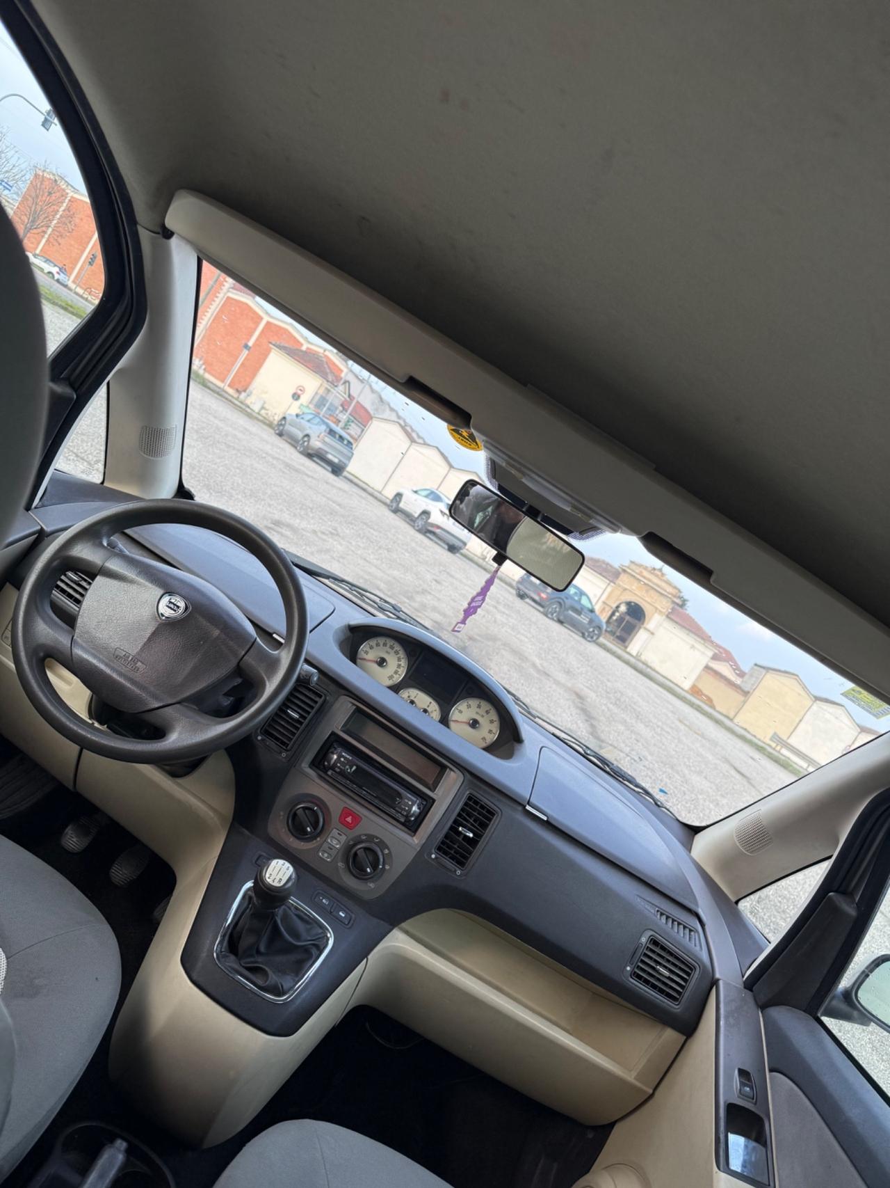 Lancia MUSA 1.3 Multijet 16V 90 CV Argento