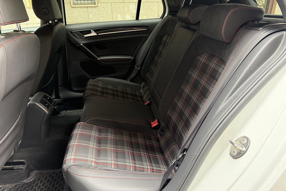 VOLKSWAGEN Golf GTI 2.0 TSI 5p. BlueMotion Technology