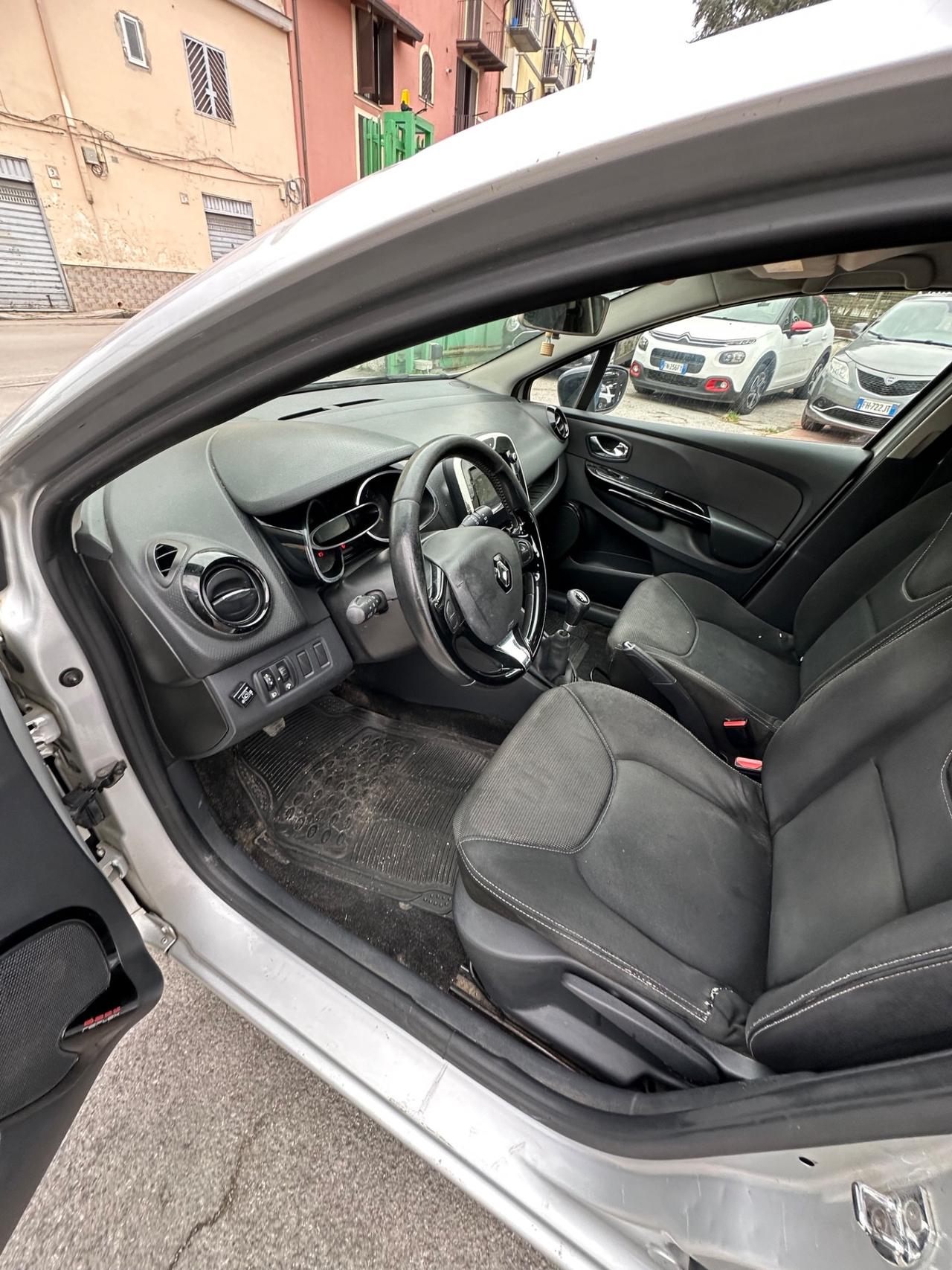 Renault Clio 1.2 16V 5 porte GPL Yahoo!