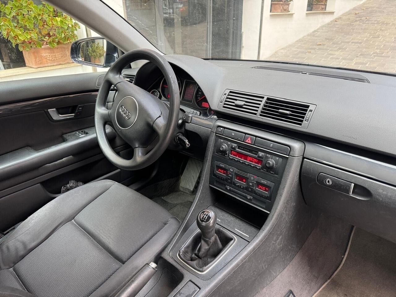 AUDI A4 1.9 TDI 130CV cat