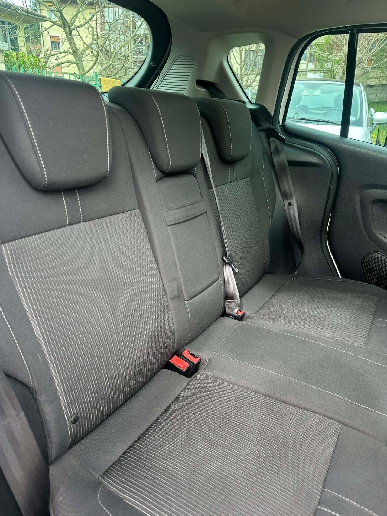 Ford B-MAX 1.6 TDCi 95 CV INDIVIDUAL KMCERT NEOPAT GARANZ