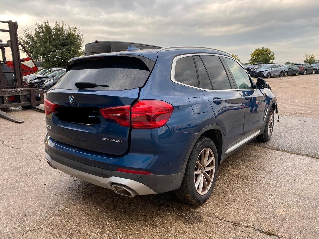 BMW X3 xdrive20d mhev 48V auto START