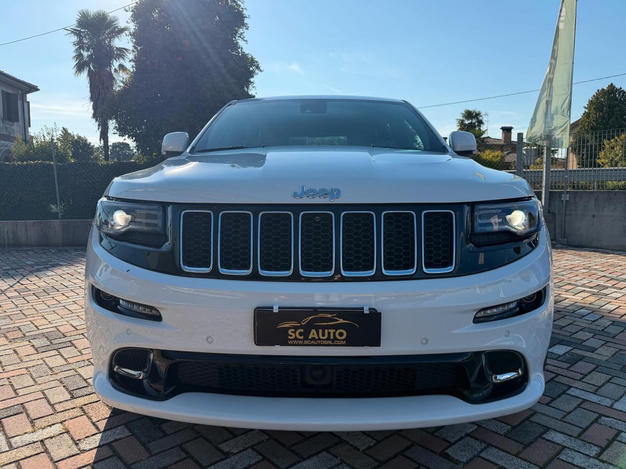 Jeep Grand Cherokee 6.4 V8 MDS Summit
